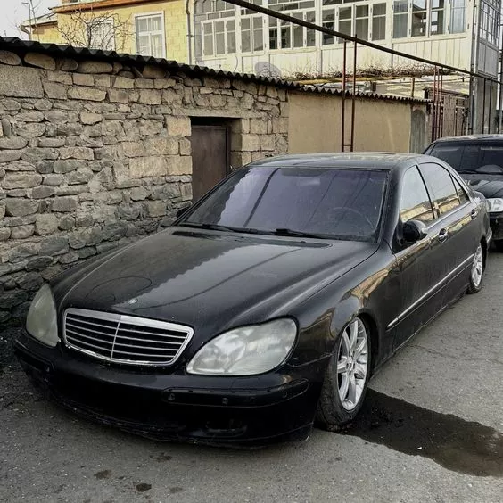 Фото транспорта Mercedes-Benz S600 W220